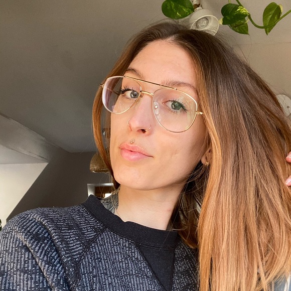 Gold Aviators - Picture 5 of 5